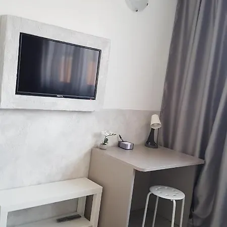 Illuvia Affitto 4* 코르나레도